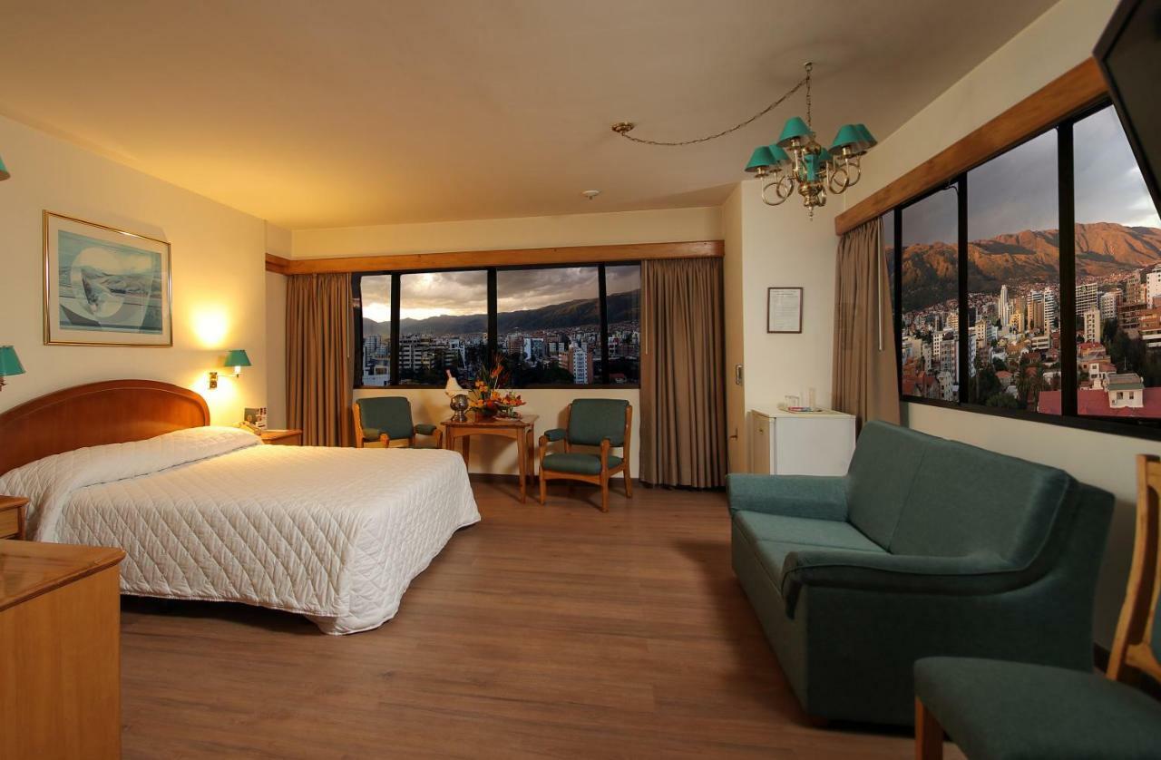 Hotel Diplomat Кочабамба Экстерьер фото